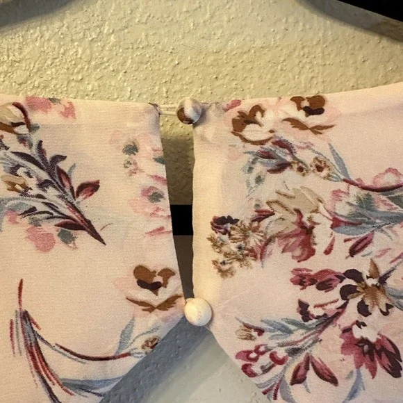 Petal & Pup Fairycore V-Neck Floral Mini Dress Size 6 Open Back Ruffle Cutouts - Picture 5 of 8